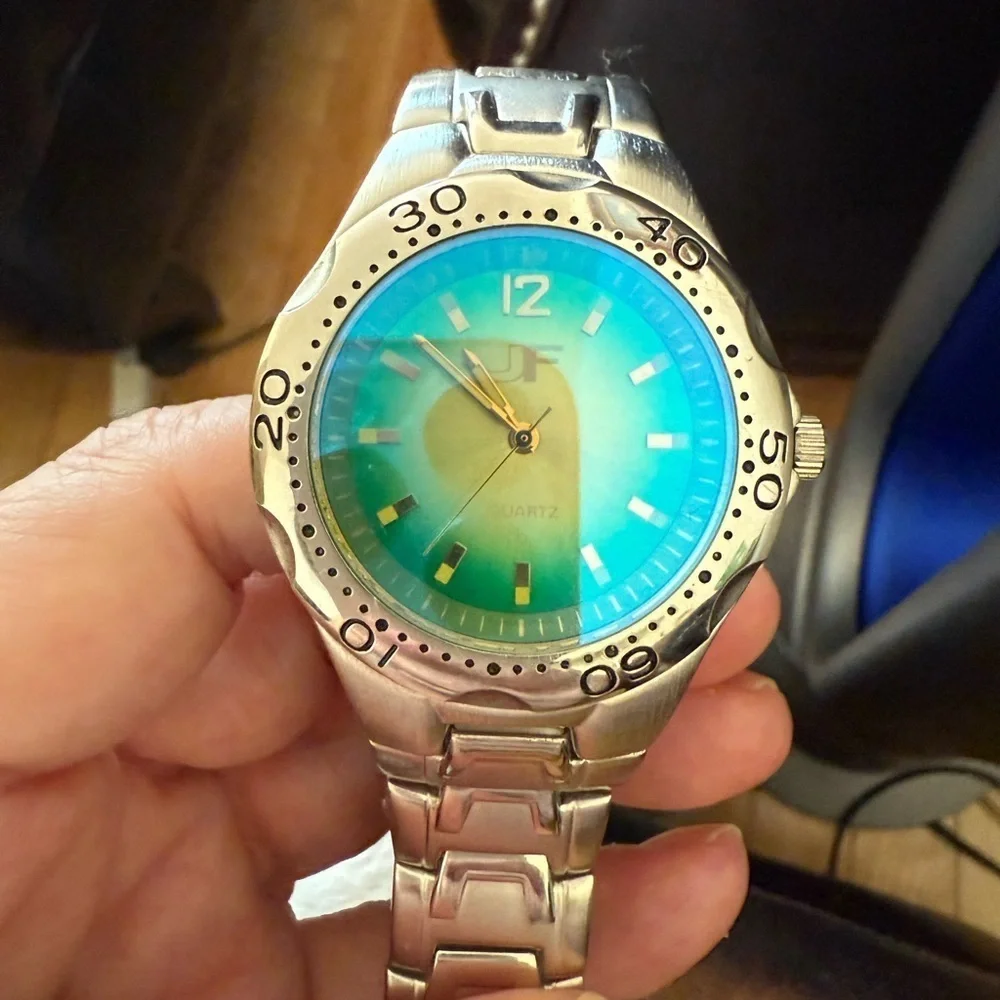 JF Quartz Watch 🌈 Gradient Dial | Silver Band